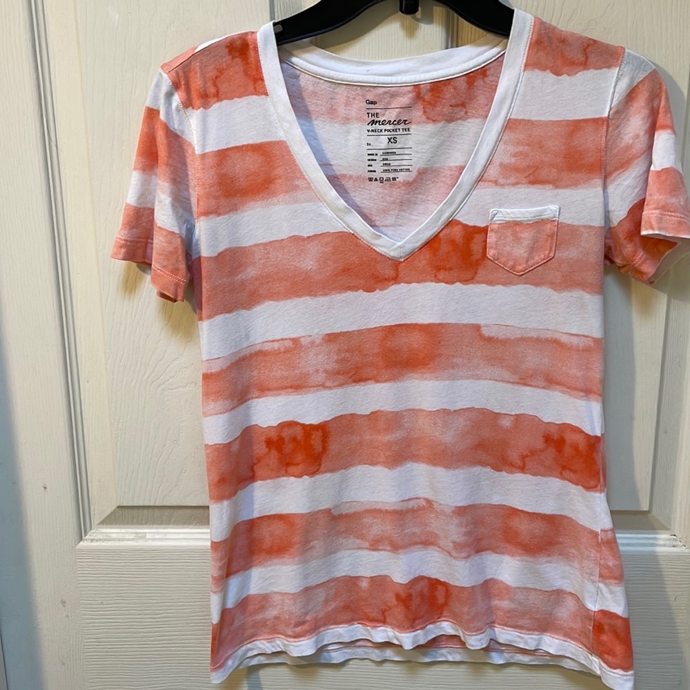 GAP short sleeve tee, XS